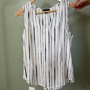 Banana Republic White & Blue Striped Sleeveless Blouse | V-Neck Tank Top